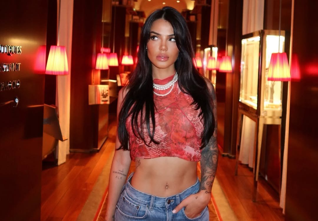 Morena Taraku ndryshon stilin  larg imazhit të bukuroshes  hot 