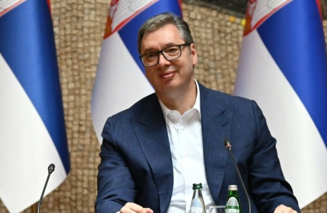 Vuçiq  Do të jap dorëheqje pas tre muajsh   tashmë po paketoj librat në presidencë