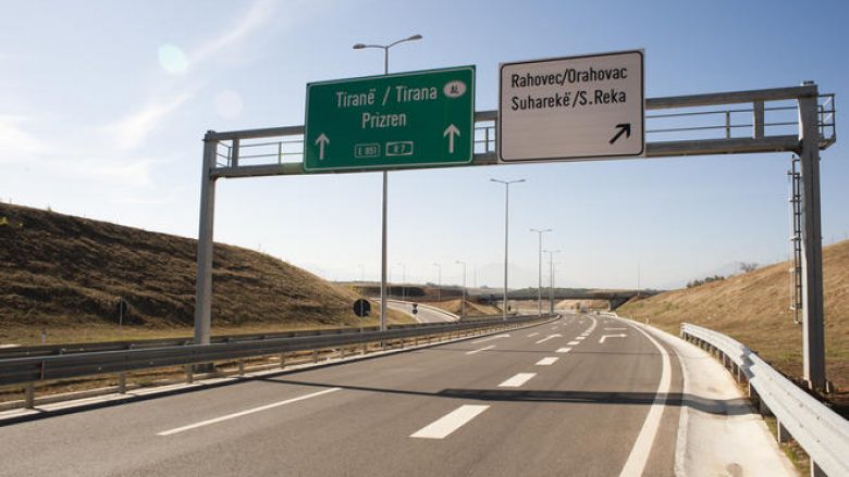 Nesër nga ora 11 00 deri në 17 30  kufizime për kamionët nëpër autoudhë