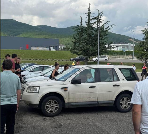Lajmi i fundit  Mbyllet qumështorja  Vita 