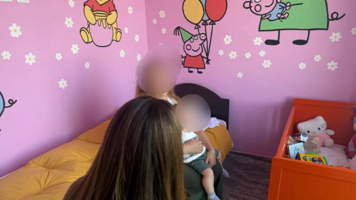 Në burg bashkë me fëmijën 1 vjeç  Gjykata e Tiranës urdhëron lirimin e 34 vjeçares