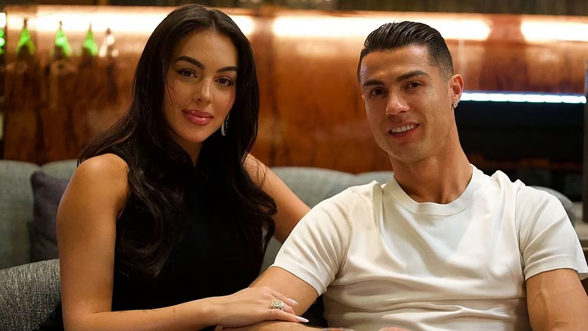 Ronaldo dhe Georgina drejt altarit  Unazat me diamant ndezin zërat për martesën e shumëpritur