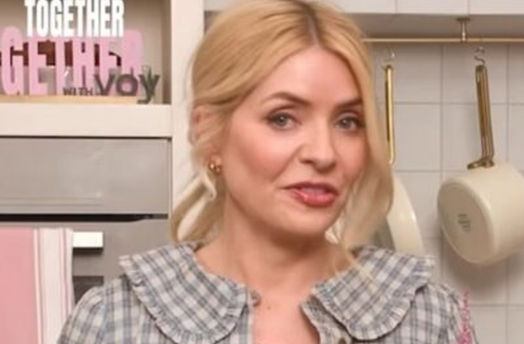 Holly Willoughby bëhet fytyra e re e televizionit pas 3 vitesh mungesë! 