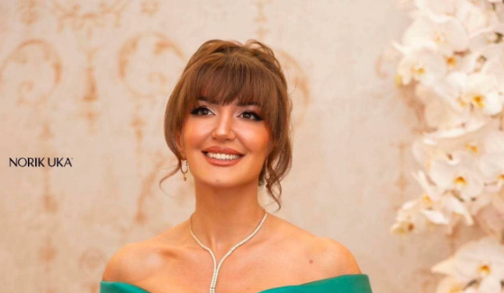 Ish-presidentja Jahjaga shfaqet me pamje mbresëlënëse në dasmë: Detajet e veshjes që kanë bërë bujë 