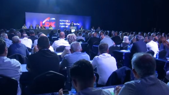 325 delegatë të pranishëm në Kuvendin e Jashtëzakonshëm të LDK së