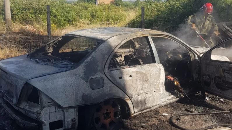 Korçë  një 66 vjeçar gjendet i vdekur në veturën e djegur