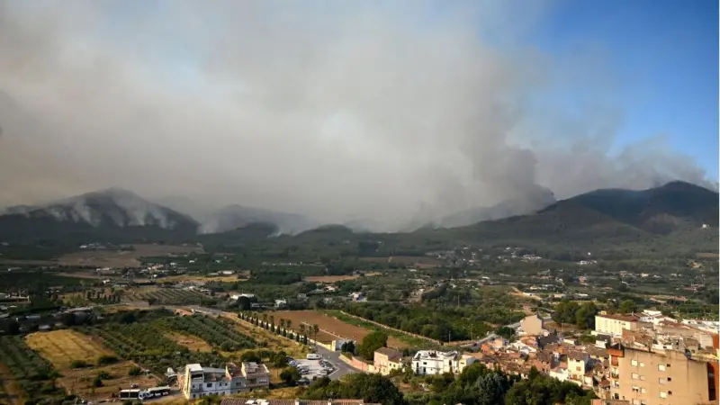 Spanja në zjarr: Temperatura do të arrijë 44°C – Këto janë rajonet në rrezik

