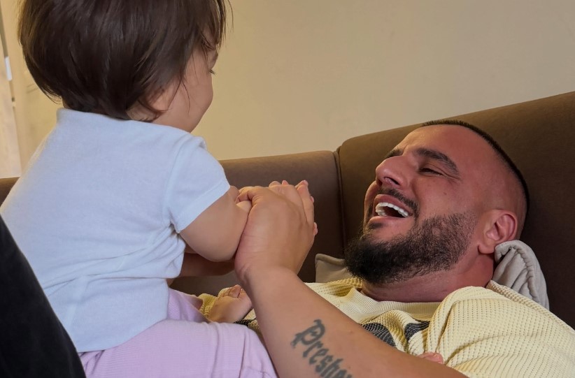 Gold AG ndanë emocionet: Ditëlindja e parë e Emblemës, një moment që prek shpirtrat 
