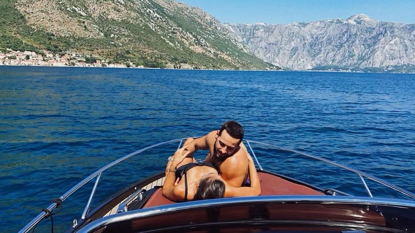 Capital T dhe Adrola Dushi: Momente të fshehta romantike gjatë pushimeve 