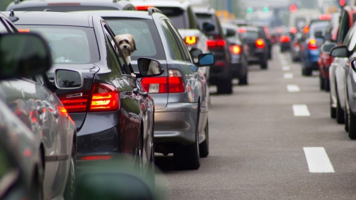 Mërgimtarët presin deri në 30 minuta për të hyrë në Kosovë
