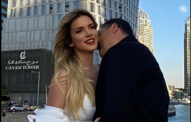 Nipi i Enver Hoxhës ndan fotot intime me gruan: Çfarë thonë rrjetet sociale? 
