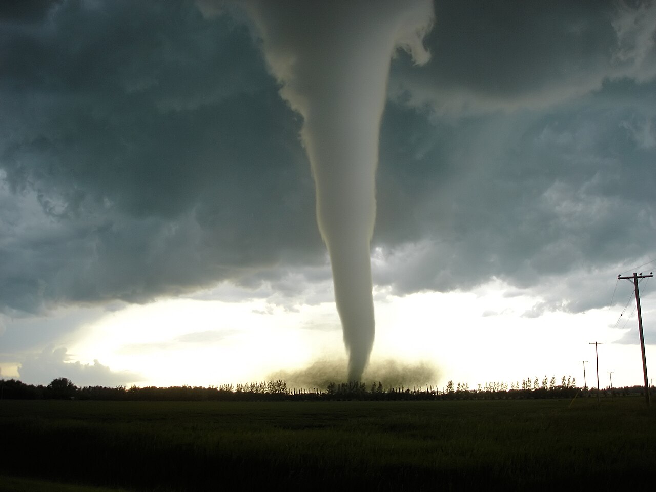 Si formohet një tornado dhe a mund të ndodhë edhe në Kosovë 