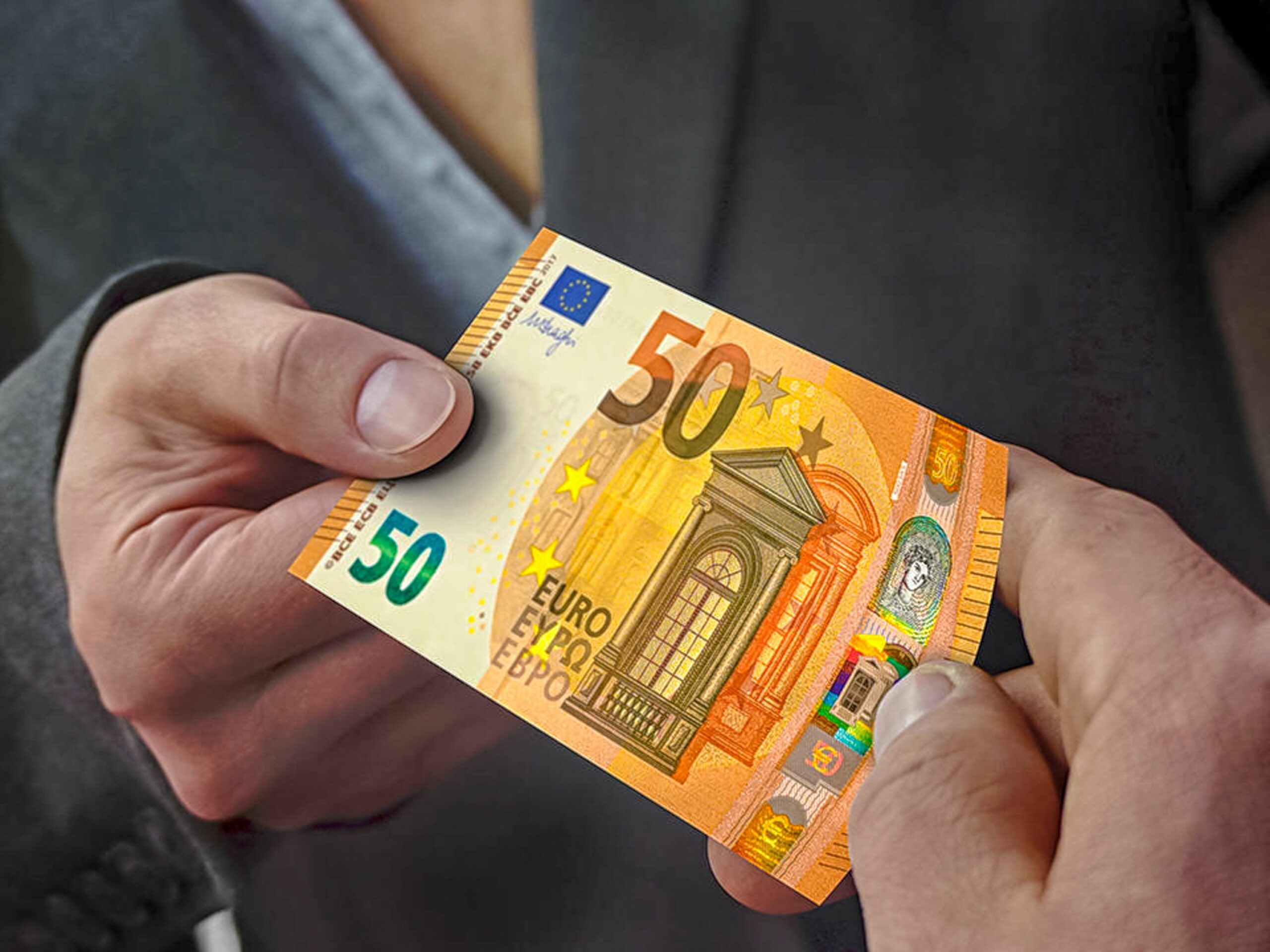 Gjakovë  Tentoi t u japë policëve 50 euro për të shmangur gjobën  arrestohet i dyshuari