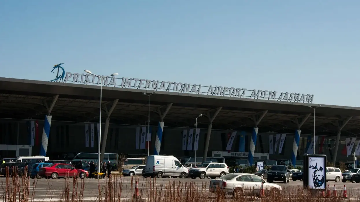 Kosovari kapet me patentë shofer të falsifikuar në Aeroportin e Prishtinës