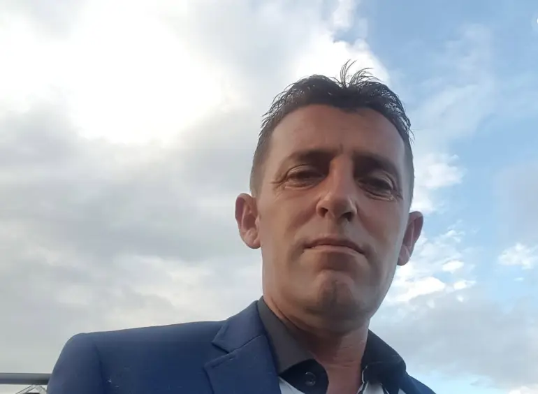 Nuk u mbijetoi plagëve nga vetaksidenti  ky është 46 vjeçari nga Malisheva që vdiq