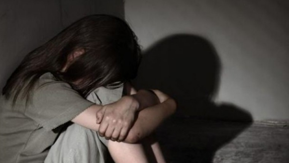 Arrestohet një person në Deçan  dyshohet për dhunim