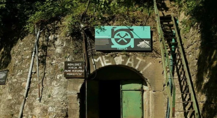 Trepça suspendon përkohësisht dy punonjës  dyshohet se organizuan transportimin e xehes jashtë orarit
