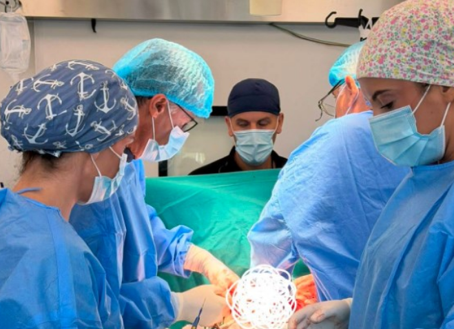 Operacion i rrallë në Klinikën Torakale  23 vjeçarit i hiqet tumori 3 5 kilogramësh