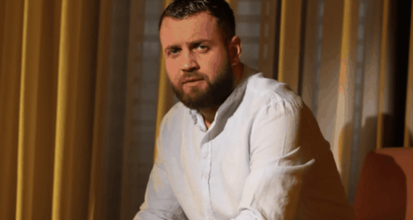 Luiz Ejlli ndërhyn pas incidentit në Dhërmi: Këngëtari reagon ndaj rregullave të reja
