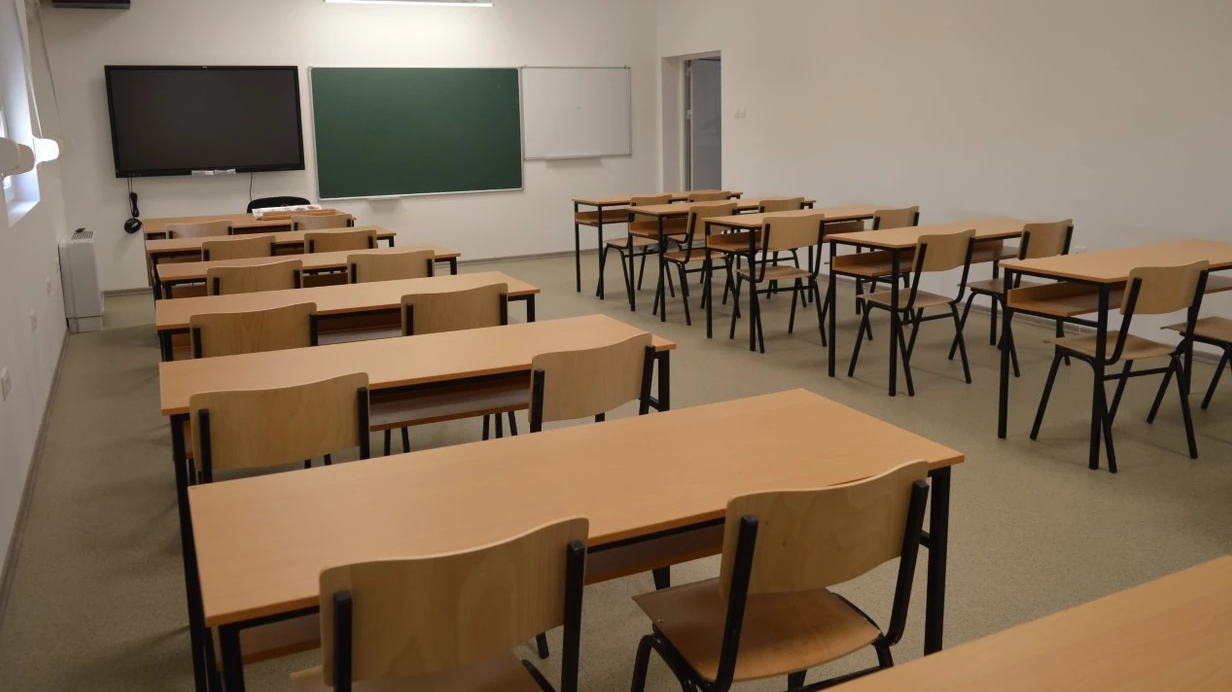 Hiqen dilemat  Viti i ri shkollor në Kosovë nis më 1 shtator
