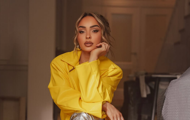 Ka kohë që nuk e keni parë  kështu duket sot Adelina Berisha
