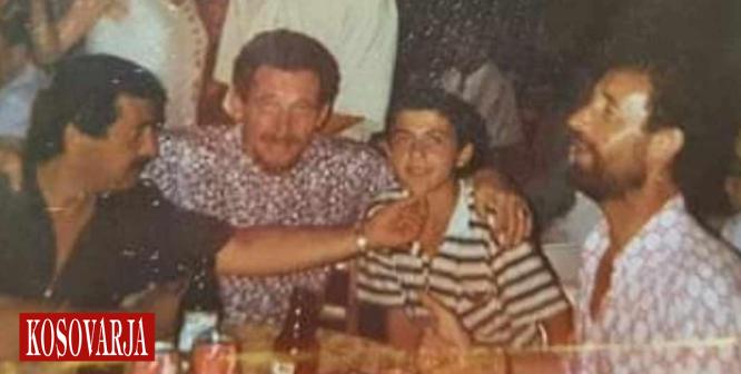 Publikohet një fotografi e rrallë e tri ikonave të humorit shqiptar
