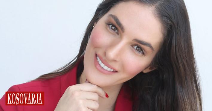 Mes jetës luksoze kështu po i edukon fëmijët Emina Cunmulaj