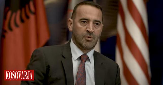 Haradinaj  Albin  mos e lë Albulenën në baltë  jepja votat tua edhe asaj   nëse s i beson  ndërroje