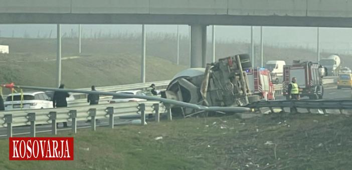 Mësohet identiteti i 43 vjeçarit që humbi jetën pas vetaksidentit në Mazgit