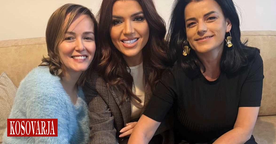 Vasfija  Edona dhe Adriana e hanë tortën e Vetëvendosjes